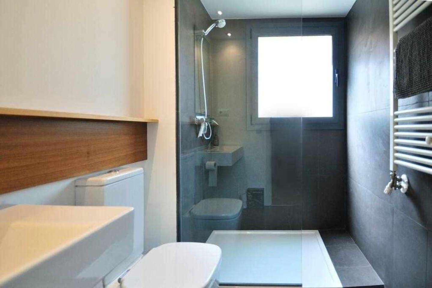 Stunning Apartment W Amazing Views In Girona Exterior photo